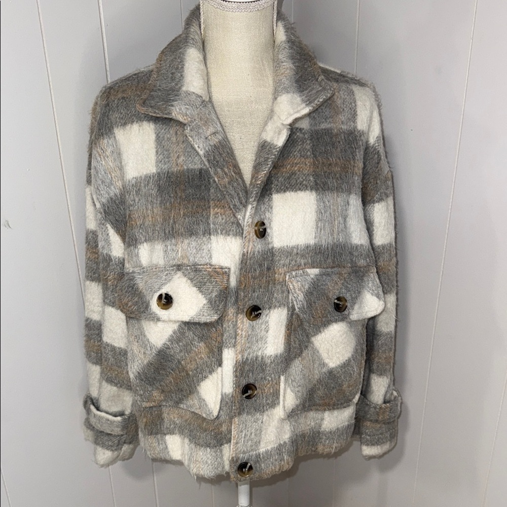 She + Sky Plaid Blazer in Gray and Cream